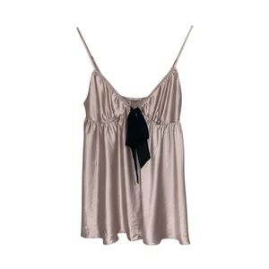 Victoria’s Secret Silky Babydoll Lingerie‎ Top Size Medium Light Pink Bow